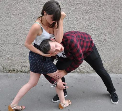 Se Défendre Avec La SELF DEFENSE FEMININE OULLINS, Lyon, PWTSRA