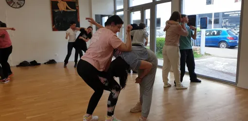Découvre notre club de krav maga femme à Oullins, Lyon, PWTSRA