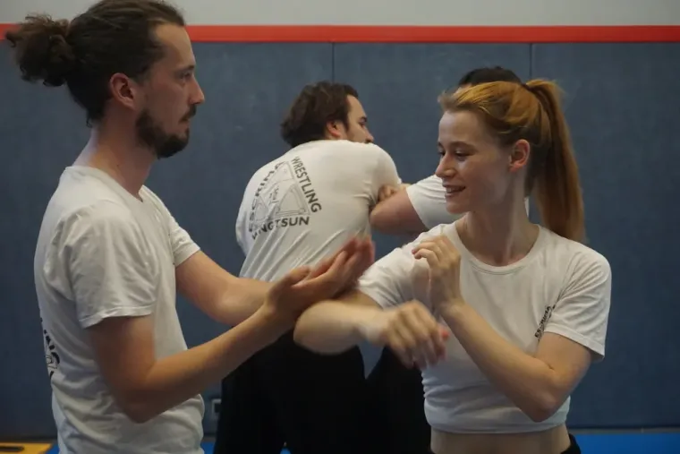 Pourquoi choisir le Wing Chun pour apprendre à se défendre rapidement et efficacement, Lyon, PWTSRA